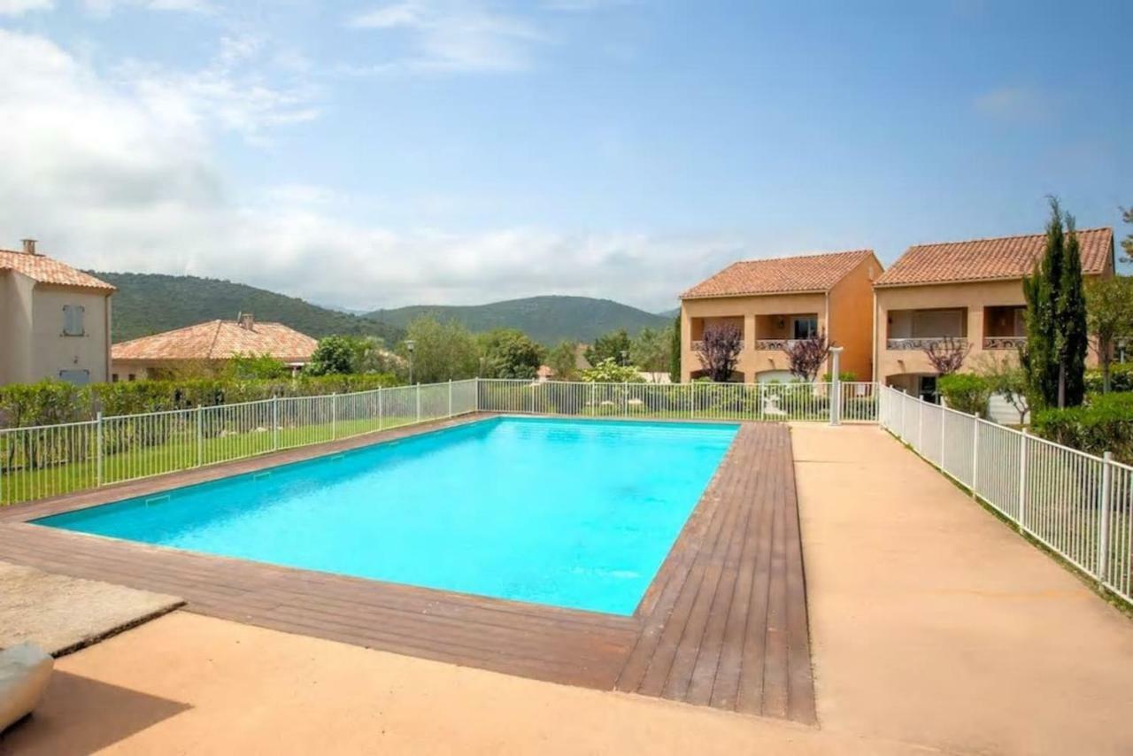 T2 Pour 4 Pers, Charmante Residence Avec Piscine Олетта Екстер'єр фото